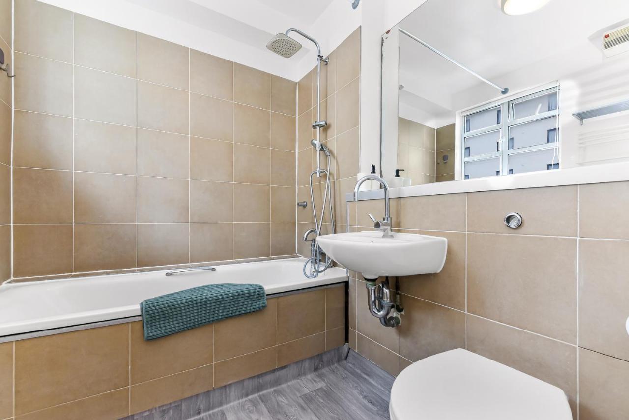 Spacious 2 Bedroom Apartment In Ealing Broadway 外观 照片